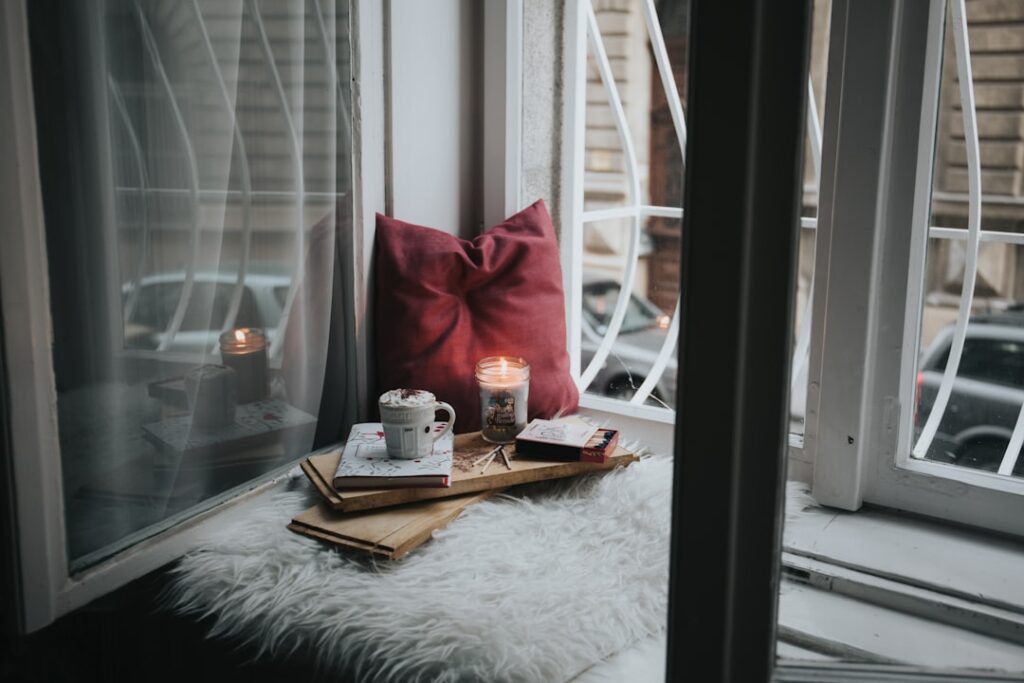 Lifestyle-aanpassingen-vul-natuurlijke-elementen-in-je-herfstinterieur-unsplash_u_z0X-yrJIE